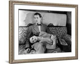 The Lady Vanishes, Michael Redgrave, Margaret Lockwood, 1938-null-Framed Photo