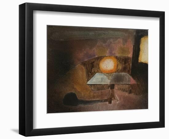 The Lamp on the Terrace; Die Lampe Auf Dem Balcon-Paul Klee-Framed Premium Giclee Print