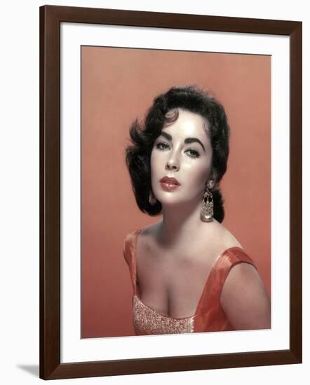 THE LAST TIME I SAW PARIS, 1954 directed by RICHARD BROOKS Elizabeth Taylor (photo)-null-Framed Photo