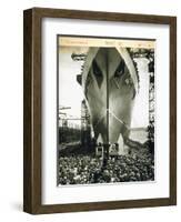 The Launching of the Rms Mauretania, 28th July 1938-English Photographer-Framed Premium Giclee Print