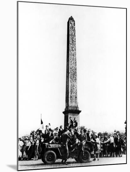 The Liberation of Paris, August 1944-null-Mounted Photographic Print