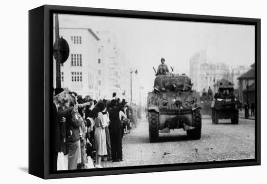 The Liberation of Paris, August 1944-null-Framed Stretched Canvas