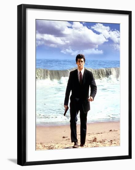 The Long Goodbye, Elliott Gould, 1973-null-Framed Photo