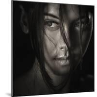 The Look-Ivan Lee-Mounted Photographic Print