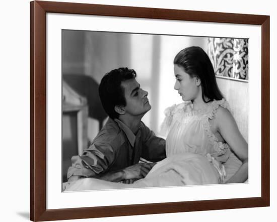 THE LOVERS OF VERONA, (aka LES AMANTS by VERONE) by Andre Cayatte with Anouk Aimee, Serge Reggiani,-null-Framed Photo