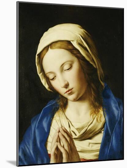 The Madonna, Bust Length, at Prayer-Giovanni Battista Salvi da Sassoferrato-Mounted Giclee Print
