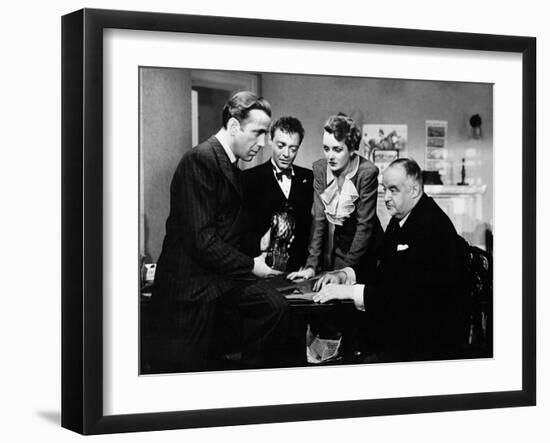 The Maltese Falcon, 1941-null-Framed Premium Photographic Print