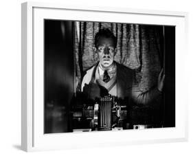 The Man in the White Suit, 1951-null-Framed Photographic Print