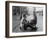 The Man In The White Suit, Alec Guinness, Joan Greenwood, 1951-null-Framed Photo