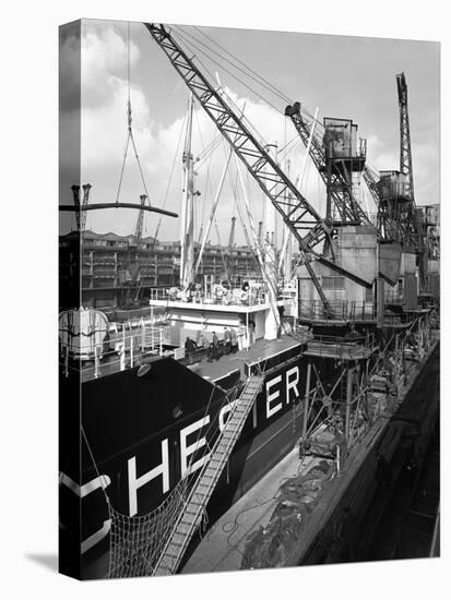The Manchester Renown Being Loaded with Steel for Export, Manchester, 1964-Michael Walters-Stretched Canvas