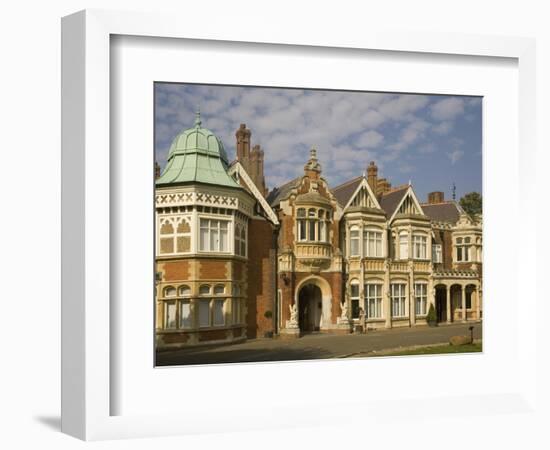 The Mansion, Bletchley Park, the World War Ii Code-Breaking Centre, Buckinghamshire, England, Unite-Rolf Richardson-Framed Photographic Print