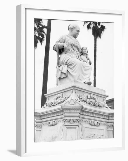 The Margaret statue in New Orleans, Louisiana, 1936-Walker Evans-Framed Photographic Print