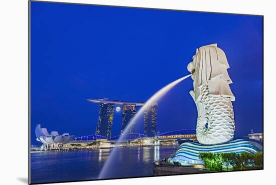 The Marina Bay Sands Hotel and Shopping Centre and the Singapore Art and Science Museum, Singapore-Cahir Davitt-Mounted Photographic Print