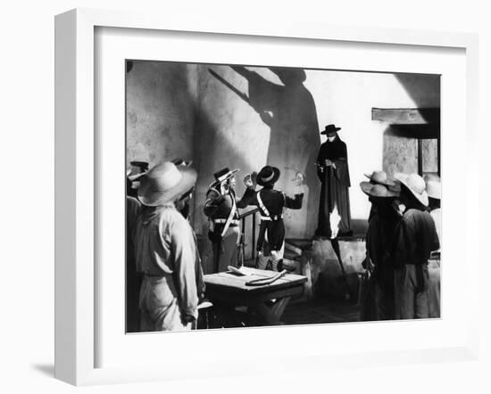 THE MARK OF ZORRO, 1940 directed by ROUBEN MAMOULIAN Tyrone Power (b/w photo)-null-Framed Photo