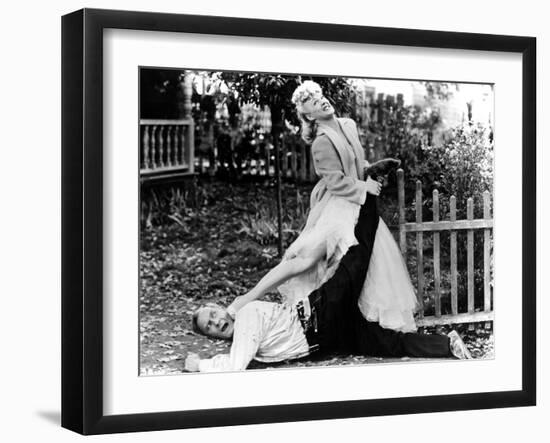 The Miracle Of Morgan's Creek, William Demarest, Betty Hutton, 1944, Fight-null-Framed Photo