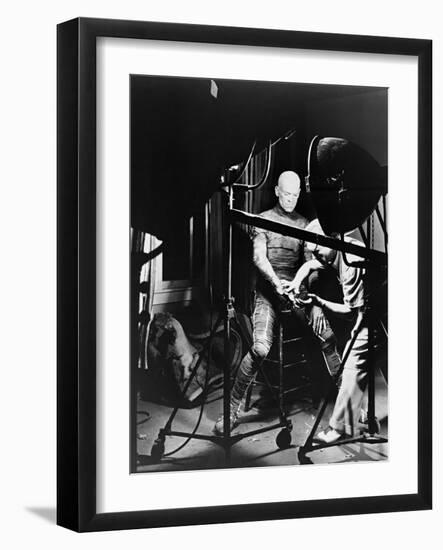 The Mummy, 1932-null-Framed Photographic Print