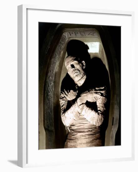 The Mummy, Boris Karloff, 1932-null-Framed Photo