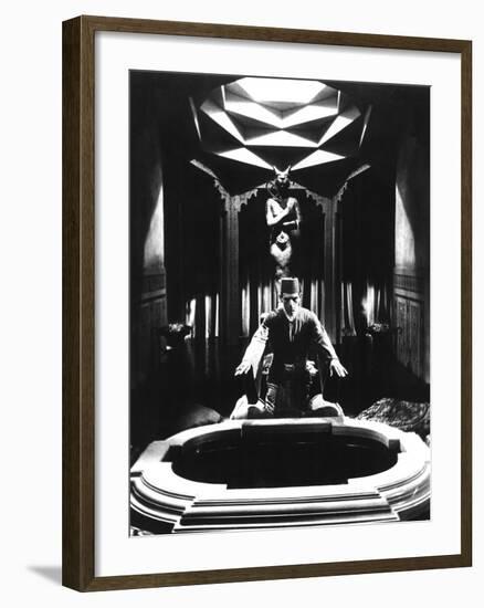 The Mummy, Boris Karloff, 1932-null-Framed Photo