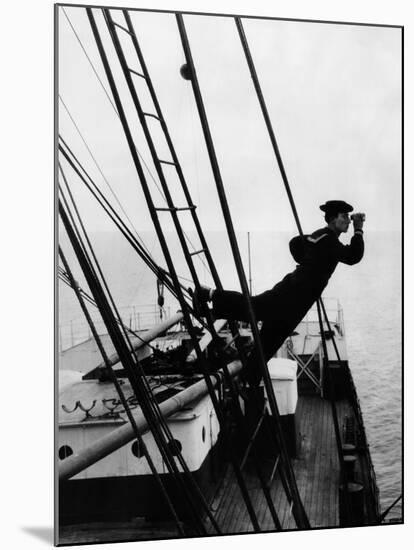 The Navigator, Buster Keaton, 1924-null-Mounted Photo