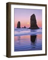 The Needles Rock Monoliths at Sunrise, Cannon Beach, Oregon, USA-Jaynes Gallery-Framed Photographic Print