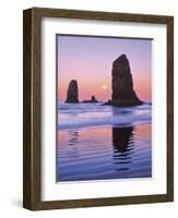 The Needles Rock Monoliths at Sunrise, Cannon Beach, Oregon, USA-Jaynes Gallery-Framed Photographic Print