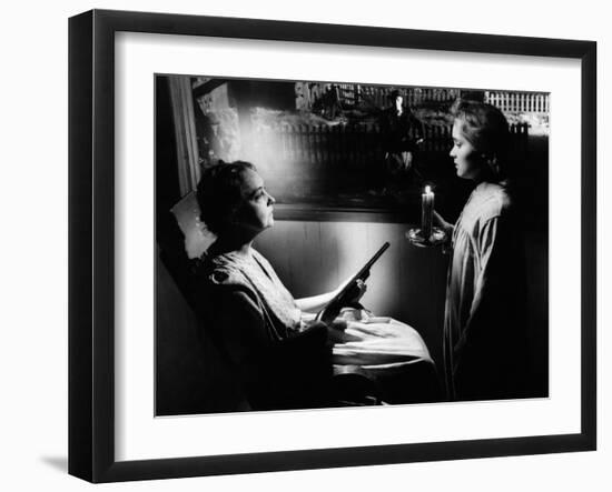 The Night Of The Hunter, Lillian Gish, Robert Mitchum, Gloria Castillo, 1955-null-Framed Photo