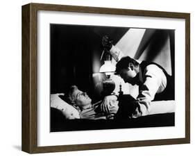 The Night Of The Hunter, Shelley Winters, Robert Mitchum, 1955-null-Framed Photo