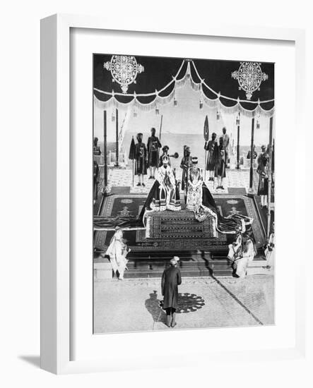 The Nizam of Hyderabad Pays Hommage at the Delhi Durbar, 1911-null-Framed Giclee Print