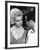 THE NOTORIOUS LANDLADY, 1961 DIRECETD BY RICHARD QUINE, script Blake Edwards, Kim Novak and Jack Le-null-Framed Photo