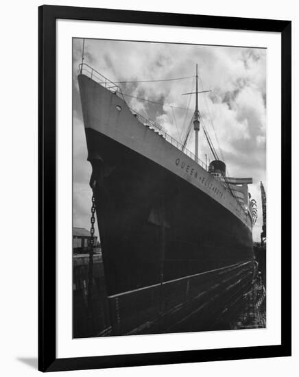 The Oceanliner Queen Elizabeth in Dry Dock For Overhaul and Refitting Prior to Her Maiden Voyage-Hans Wild-Framed Photographic Print