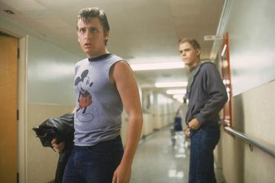 https://imgc.allpostersimages.com/img/posters/the-outsiders-1982-directed-by-francis-ford-coppola-emilio-estevez-andthomas-c-howell-photo_u-L-Q1C1P6Q0.jpg?artPerspective=n