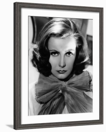 The Painted Veil, Greta Garbo, 1934-null-Framed Photo