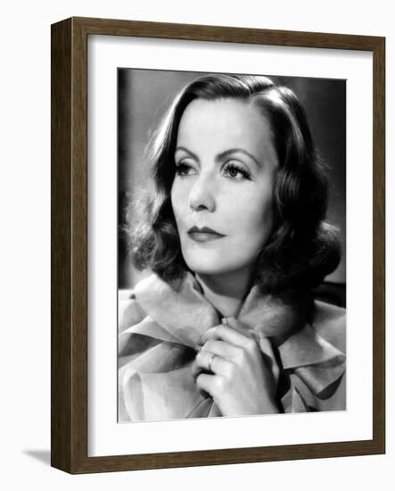 The Painted Veil, Greta Garbo, 1934-null-Framed Photo