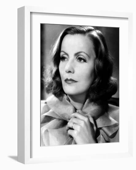 The Painted Veil, Greta Garbo, 1934-null-Framed Premium Photographic Print