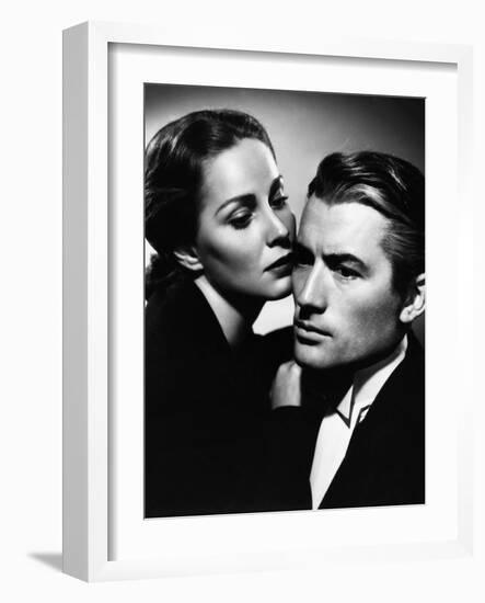 THE PARADINE CASE, 1948 directed by ALFRED HITCHCOCK Alida Valli and Gregory Peck (b/w photo)-null-Framed Photo