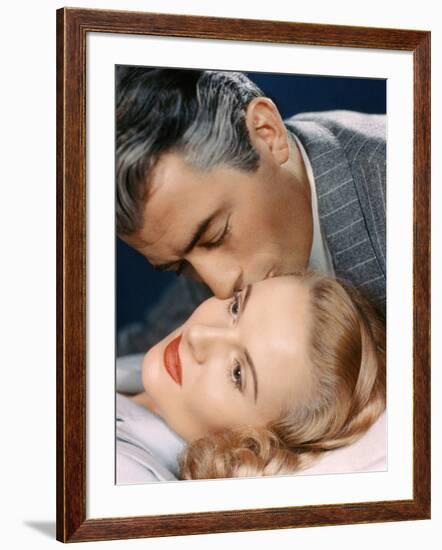 THE PARADINE CASE, 1948 directed by ALFRED HITCHCOCK Gregory Peck and Anne Todd (photo)-null-Framed Photo