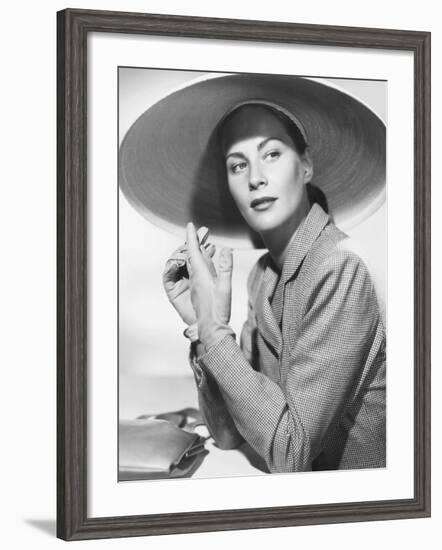 The Paradine Case, Alida Valli, 1947-null-Framed Photo