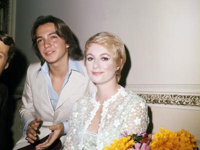 Shirley Jones Posters & Wall Art Prints | AllPosters.com