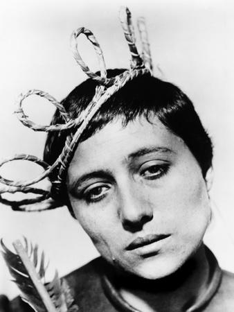 https://imgc.allpostersimages.com/img/posters/the-passion-of-joan-of-arc-aka-la-passion-de-jeanne-d-arc-maria-falconetti-1928_u-L-PH3FK20.jpg?artPerspective=n