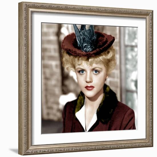 THE PICTURE OF DORIAN GRAY, Angela Lansbury, 1945-null-Framed Photo