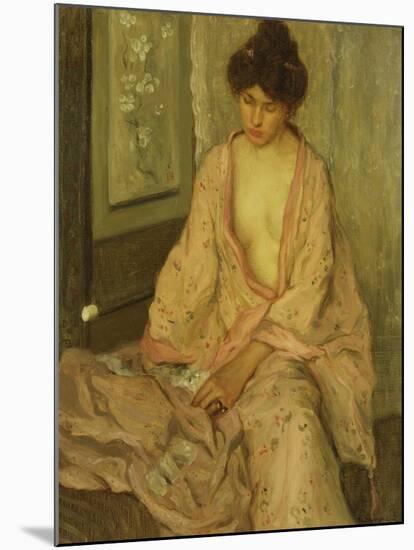 The Pink Kimono-Frederick Carl Frieseke-Mounted Giclee Print