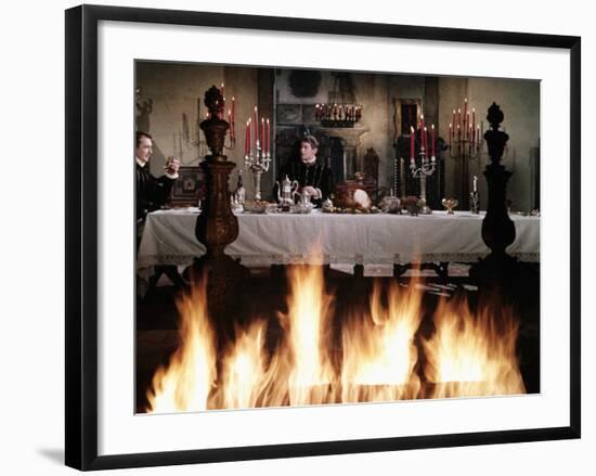 The Pit And The Pendulum, Vincent Price, John Kerr, Luana Anders, 1961-null-Framed Photo