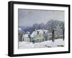 The Place Du Chenil at Marly-Le-Roi, Snow, 1876-Alfred Sisley-Framed Giclee Print