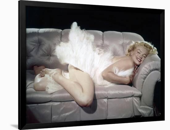 The Prince and the Shwogirl 1957 Directed by Laurence Olivier Marilyn Monroe-null-Framed Photo