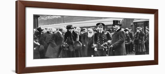 The Prince of Wales on His Way to Australia, 1920-null-Framed Giclee Print