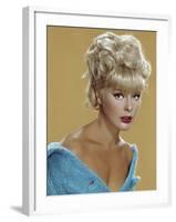 The Prize 1963 Directed by Mark Robson Elke Sommer-null-Framed Photo