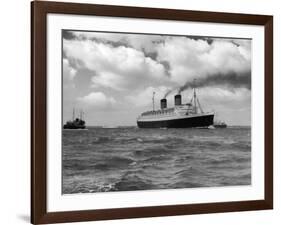 The "Queen Elizabeth" the Largest of the P-null-Framed Photographic Print