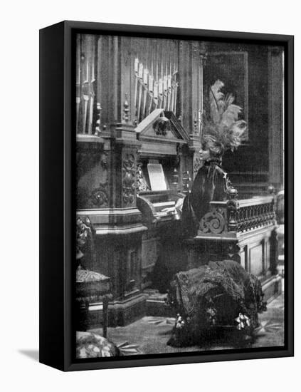 The Queen of Romania Playing the Organ, 1904-null-Framed Stretched Canvas