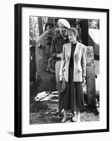 The Quiet Man, John Wayne, Maureen O'Hara, 1952-null-Framed Photo