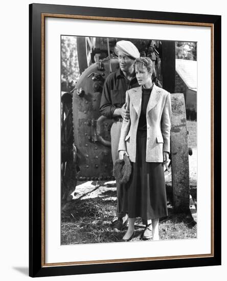 The Quiet Man, John Wayne, Maureen O'Hara, 1952-null-Framed Photo